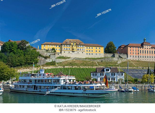 Cruise ship in the port in front of the vineyards of the state winery, Meersburg, Lake Constance, Baden-Wuerttemberg, Germany, Europe