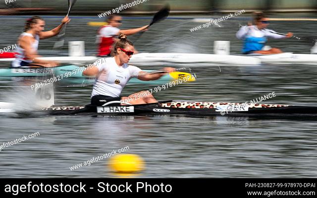 27 August 2023, North Rhine-Westphalia, Duisburg: Canoe: World Championship, Final, Kayak Individual, 5000m, Women. Jule Hake in action