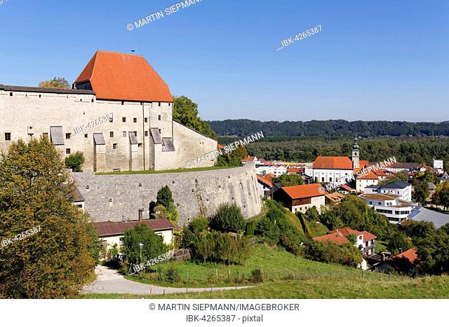 Burg Tittmoning, castle, Rupertiwinkel, Upper Bavaria, Bavaria, Germany