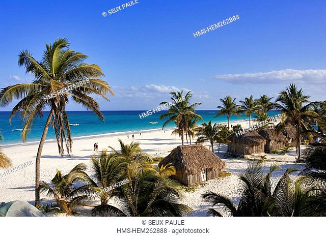 Mexico, Quintana Roo State, Riviera Maya, bungalows on the beach