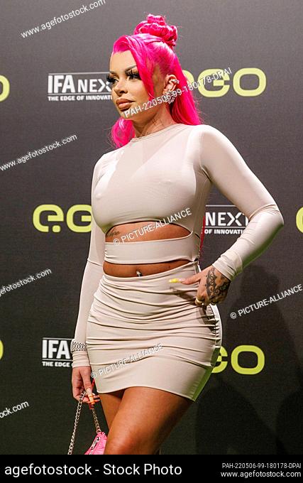 05 May 2022, Berlin: Katja Krasavice on the red carpet before the presentation of the new electric car e.wave X by Next.e