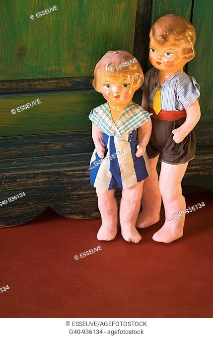 Old Cardboard Dolls