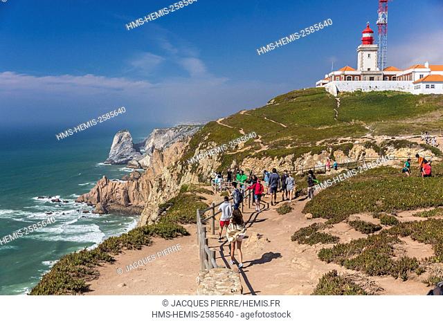 Portugal, Lisboa e Setubal Province, Lisbon Region, Sintra, Sintra-Cascais Natural Park, Cabo da Roca, Europe's most western point, lighthouse