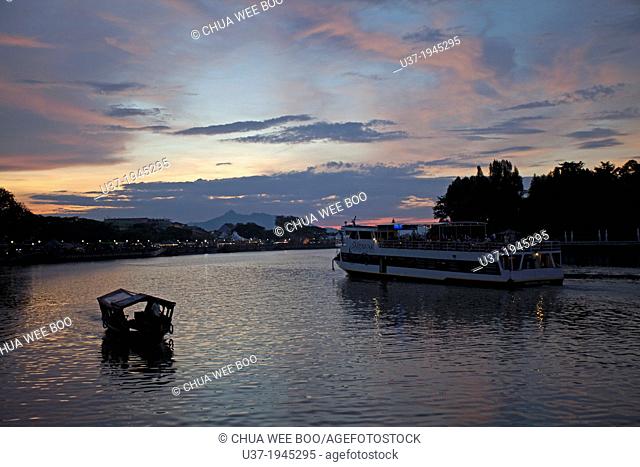 Sunset view at Kuching Water Front