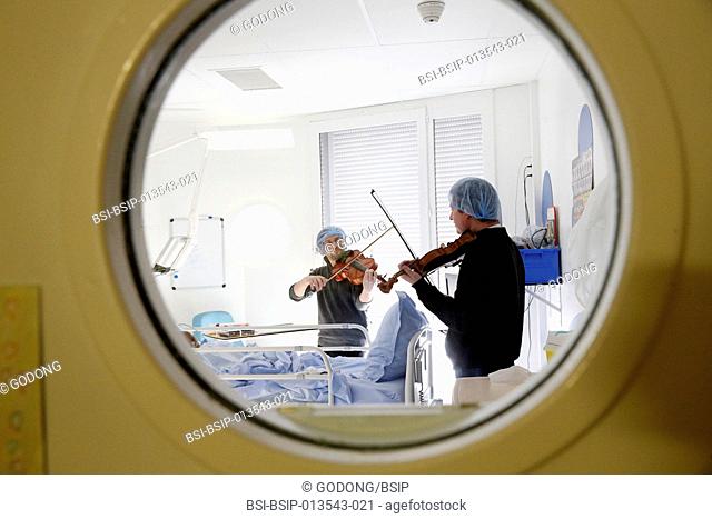 French N.G.O. Musique et Santé (Music and Health). Music therapy in children's ward