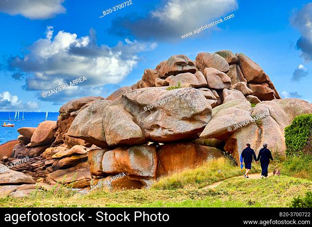 Giant rocks at the Côte de Granit Rose (Pink Granite coast), Ploumanac'h, Perros-Guirec, Bretagne, Brittany, France