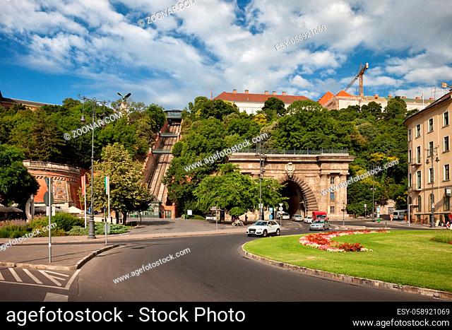 Hungary, city of Budapest, Adam Clark Square, Buda Tunnel and Castle Hill Funicular
