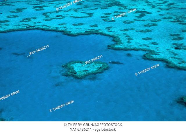 Australia, Queensland, north of Whitsunday islands, Greef barrier reef, Hardy reef, Heart reef aerial view