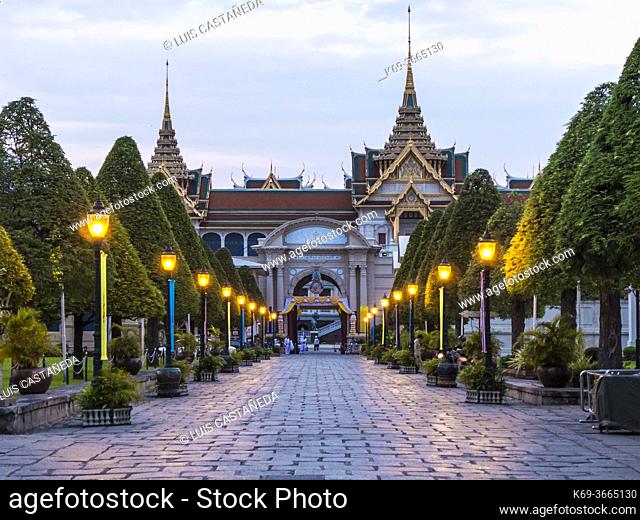 The Grand Palace is a complex of buildings at the heart of Bangkok, Thailand. The palace has been the official residence of the Kings of Siam (and later...
