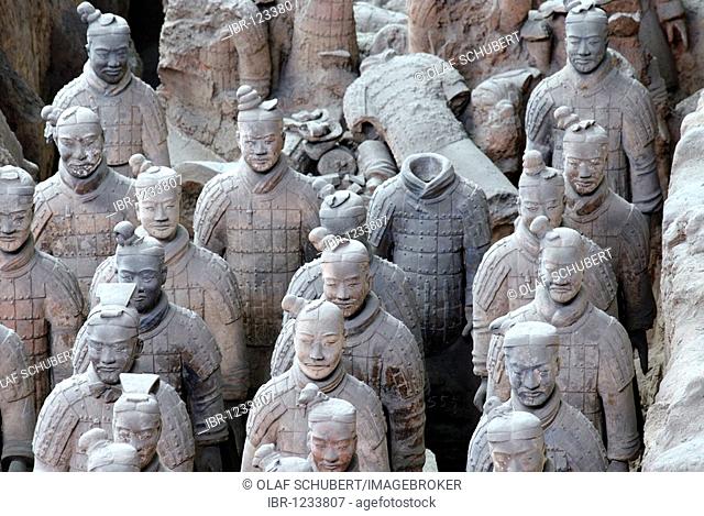 Terracotta army, part of the burial site, hall 1, mausoleum of the 1st Emperor Qin Shihuangdi in Xi'an, Shaanxi Province, China, Asia