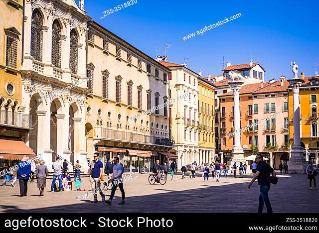 The lively Piazza dei Signori, town square. Vicenza, Veneto, Italy, Europe