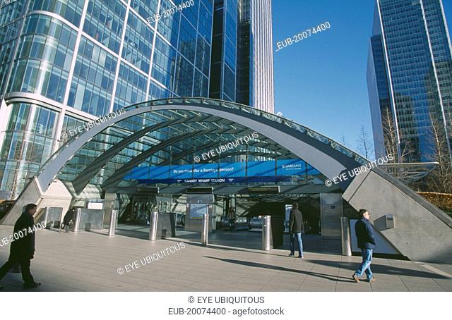 Canary Wharf Underground station entrance