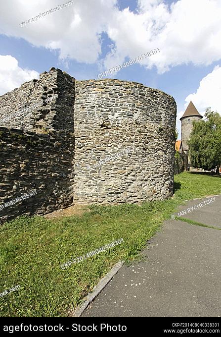 Premysl Otakar II founded the town of Caslav in the 13th century. The town area was delimited by walls, one third of which have been preserved