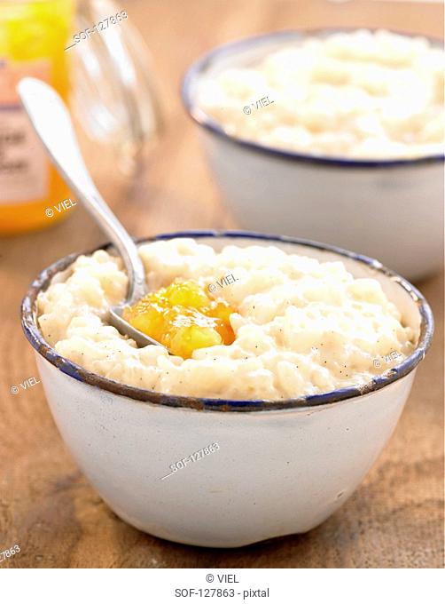 Rice pudding with apricot jam