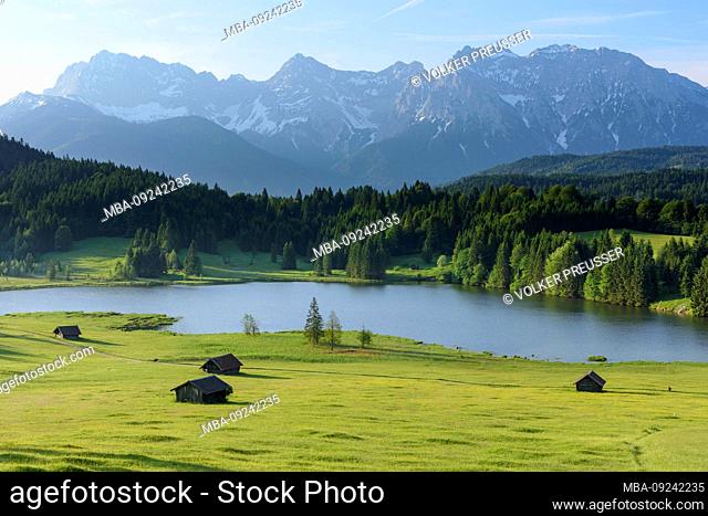 Municipality Krün, lake Geroldsee (Wagenbrüchsee), alpine pasture alp, mountain Karwendel, meadow, flowers in Oberbayern, Garmisch-Partenkirchen, Upper Bavaria