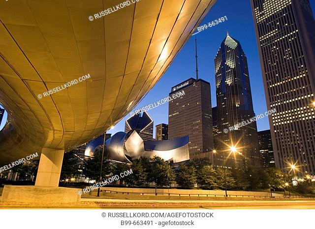 Bp Footbridge, Millennium Park, Chicago, Illinois, USA