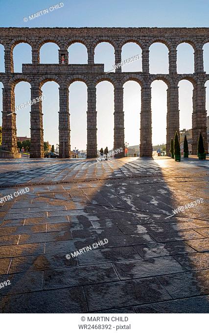 Segovia's ancient Roman Aqueduct, UNESCO World Heritage Site, Segovia, Castilla y Leon, Spain, Europe