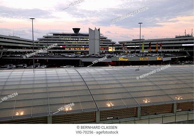 New railway station of the Deutsche Bahn AG with modern glass roof at the Konrad-Adenauer airport Cologne / Bonn, at the back the Terminal 1