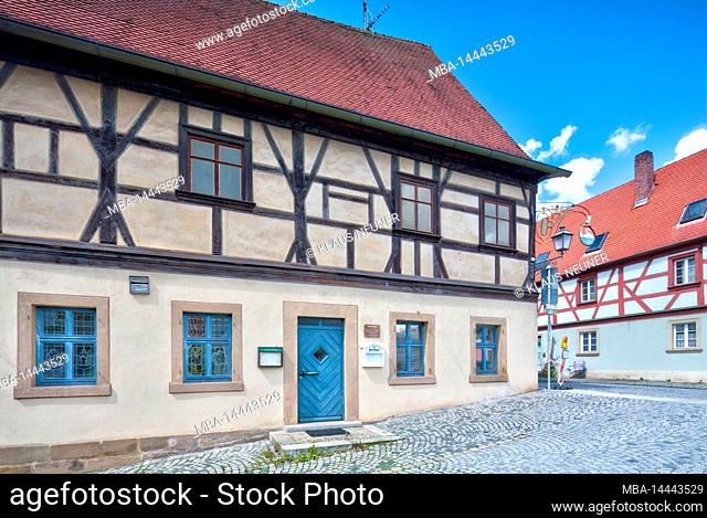 Gasthof Zur Schwane, half-timbered house, house facade, architecture, village view, Baunach, Franconia, Germany, Europe