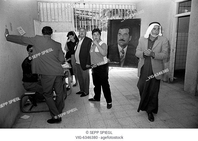 Irak, Bagdad, 01.04.1989 Archiv-Nr.: 03-19-29 Foto: Foto von Saddam Hussein in der Altstadt - BAGDAD, , Iraq, 01/04/1989