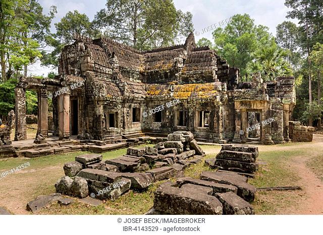 Gopuram with side wing, Banteay Kdei temple, Angkor, Siem Reap Province, Cambodia