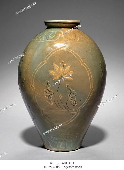 Flask with Inlaid Lotus Design, 1200s-1300s. Creator: Unknown