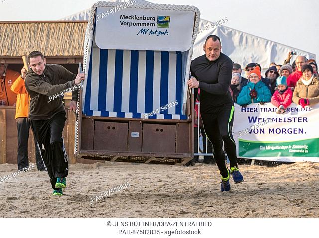 Patrick Lehmann (R) and Robert Ninas (L) during the 20m sprint at the 'Beach Chair Sprint World Cup' in Zinnowitz, Germany, 28 January 2017