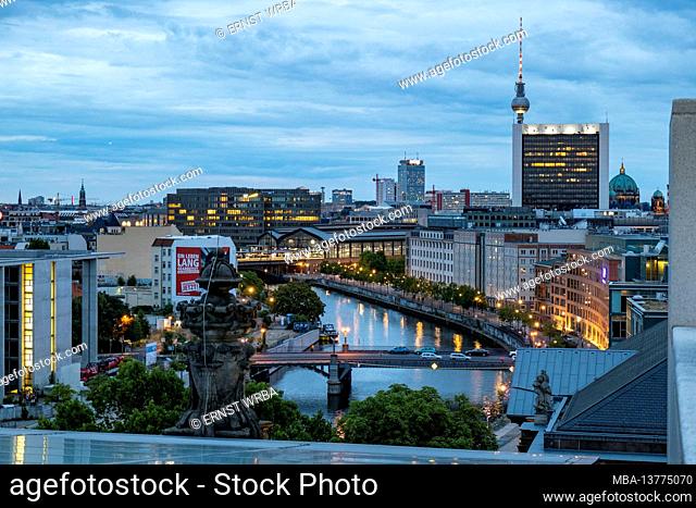 View of Spree and Berlin Mitte from the roof terrace of the Reichstag building, Bundestag, Berlin, Germany