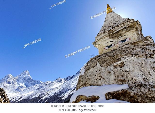 Buddhist stupa and the mountain Ama Dablam, Everest Region, Nepal