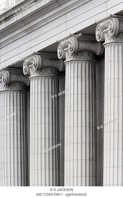 National Post Museum, Smithsonian Institution, Washington D.C. Fluted columns with Ionic capitals, Architects: Architects: Graham and Burnham