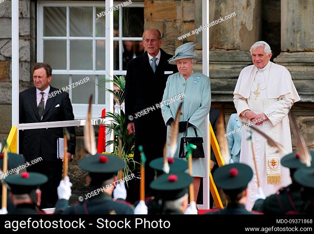 Welcome ceremony for the courtesy visit of Pope Benedict XVI to Queen Elizabeth II in the Royal Palace of Holyroodhouse. Edinburgh (Scotland), September 16th