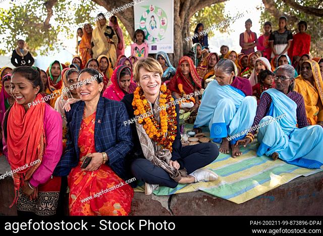 06 February 2020, Nepal, Janakpur: First Lady Elke Büdenbender, wife of the German Federal President, visits participants of the Poshan Nanglo Nutrotion...