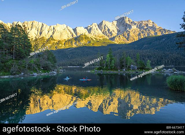 Evening atmosphere, Zugspitze massif with Zugspitze, sunrise, Wetterstein mountains, near Grainau, Upper Bavaria, Bavaria, Germany, Europe