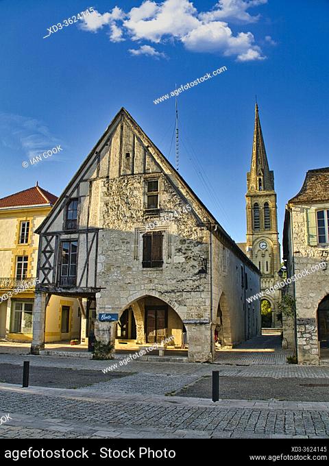 Place Gambetta, Eymet, Dordogne Department, Nouvelle Aquitaine, France