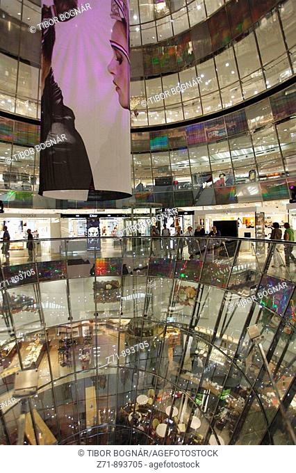Germany, Berlin, Galeries Lafayette shopping complex