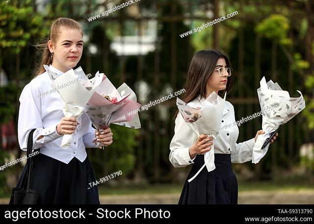 RUSSIA, SOCHI - MAY 23, 2023: Girls prepare for a traditional Last Bell ceremony to celebrate the end of young people's final year at Adler's secondary school...