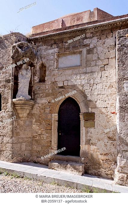 Church of Agia Triada, Odos Ippoton, medieval Street of the Knights, city of Rhodes, Rhodes, Greece, Europe