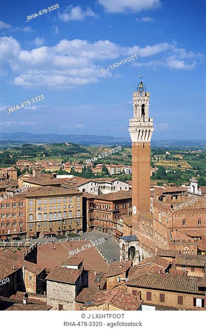 The Mangia Tower and buildings around the Piazza del Campo in Siena, UNESCO World Heritage Site, Tuscany, Italy, Europe