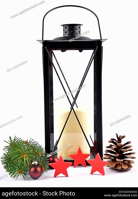 Laterne und Weihnachtsdekoration auf weiss - Lantern and Christmas decoration on white