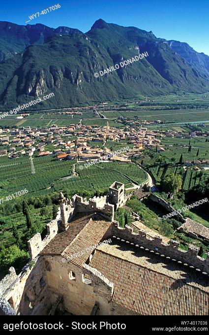 village/vineyards/castle, avio, italy