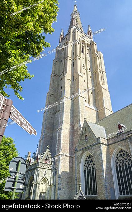 Is a large medieval church dating mainly from thirteenth, fourteenth and fifteenth centuries. Its tower, 122, 3 meters high