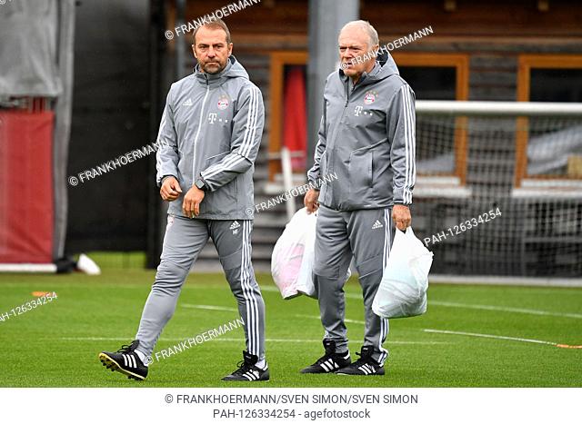 v.li: Hans Dieter (Hansi) FLICK (coach FCB), Hermann GERLAND, coach FC Bayern Munich. final training FC Bayern Munich before the Champions League match FC...