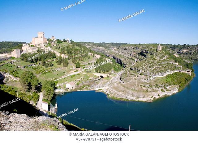 Alarcón and river Júcar. Cuenca province, Castilla La Mancha, Spain