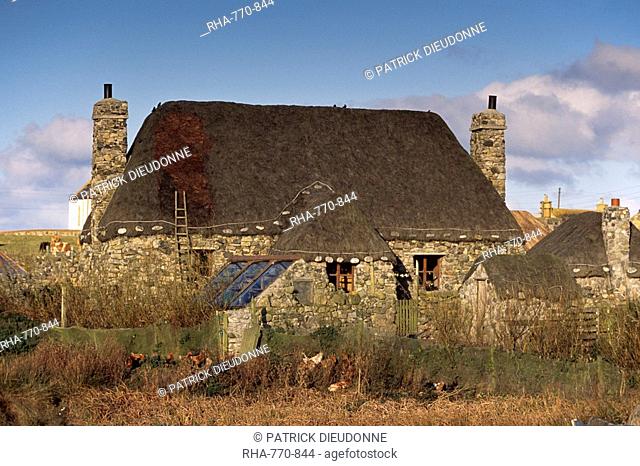 Thatched house, Howmore, South Uist, Outer Hebrides, Scotland, United Kingdom, Europe