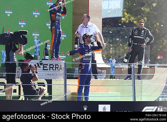 12.09.2021, Autodromo Nazionale di Monza, Monza, FORMULA 1 HEINEKEN GRAN PREMIO D'ITALIA 2021, in the picture podium: winner Daniel Ricciardo (AUS # 3)