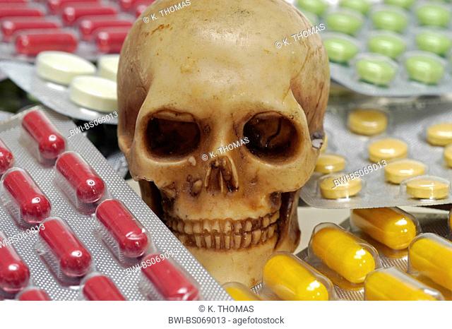 pills, skull