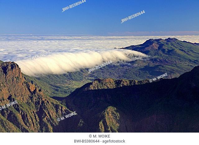 tradewind clouds at Cumbre Nueve, Canary Islands, La Palma