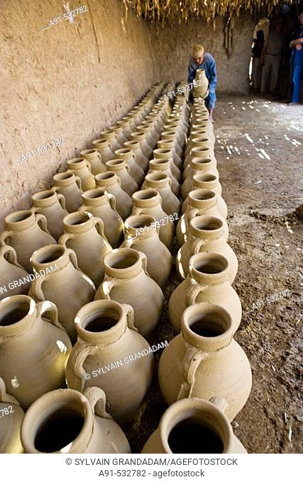 Ancestral pottery workshop near Maruza, between Qena and  Luxor, using locally extract argil. Egypt
