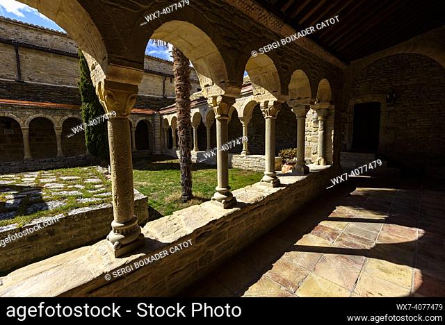 Cloister of the Roda de Isábena Cathedral (Ribagorza, Huesca, Aragon, Spain, Pyrenees)