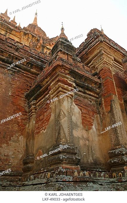 Detail, fine plasterwork, Htilominlo Pahto, Hti Lo Min Lo Temple, built in 1218, Myanmar